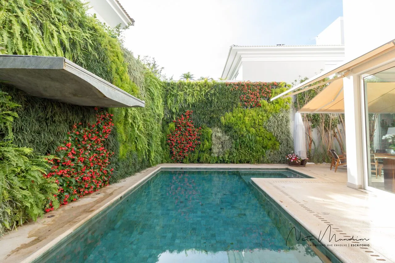 Jardim vertical WallGreen - Obras Brasil